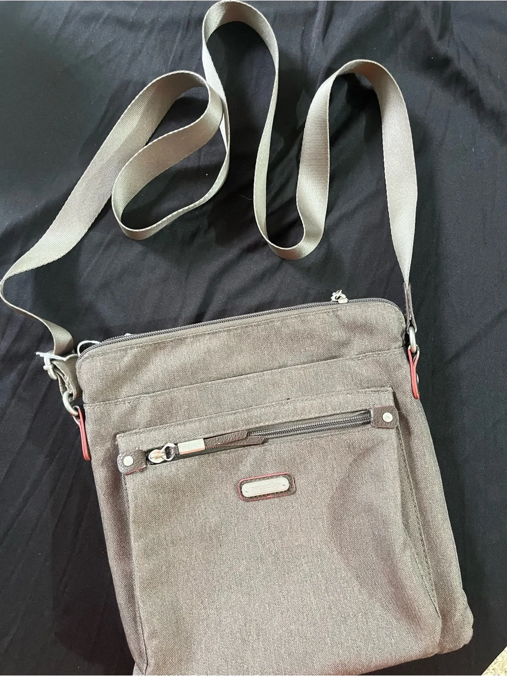 Baggallini Messenger Crossbody in Taupe with Red Accents